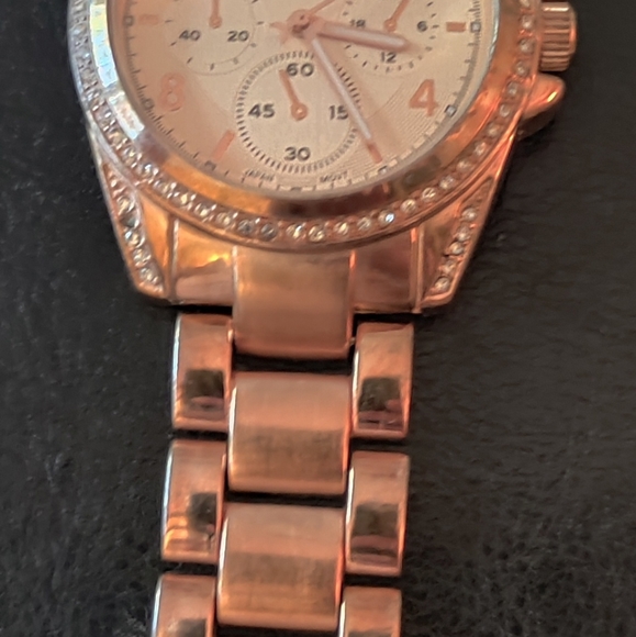 NY&C WATCH - Picture 2 of 4